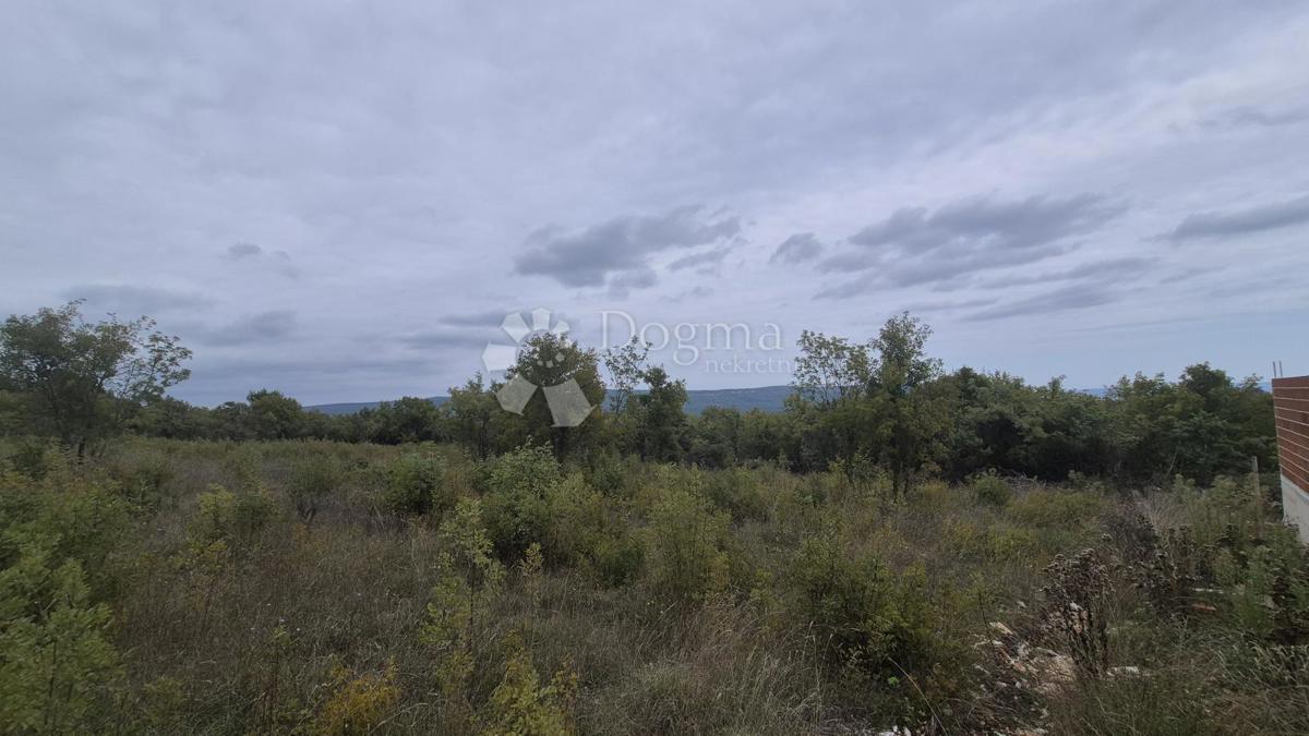 Terreno edificabile Rakalj, Marčana, 2.878m2