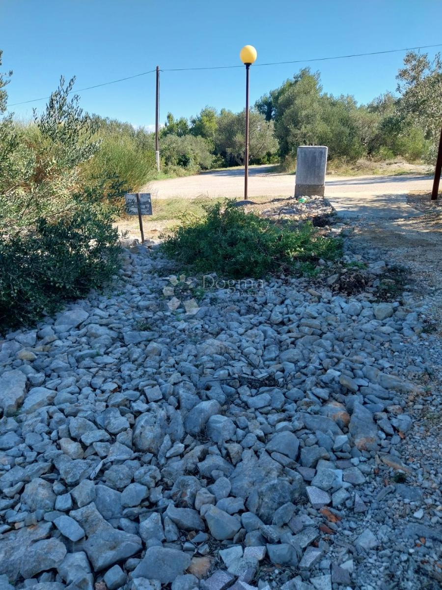 Terreno edificabile Božava, Sali, B, 486m2