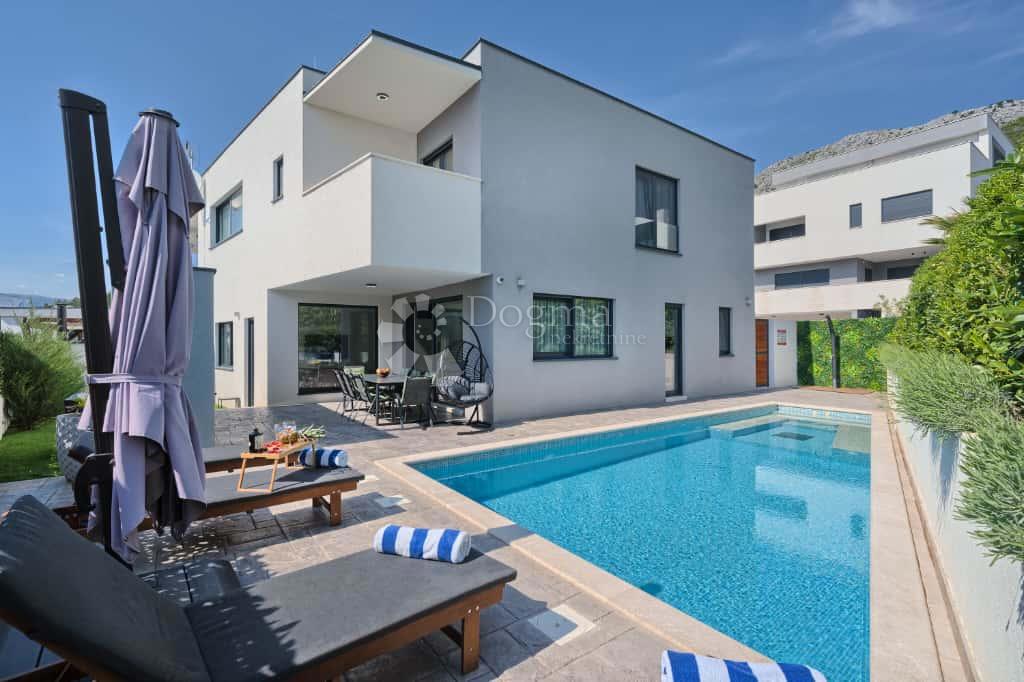 Casa Strožanac, Podstrana, 293m2