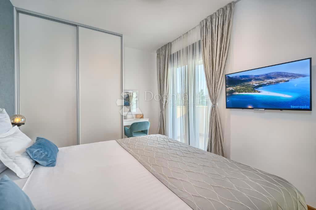 Casa Strožanac, Podstrana, 293m2