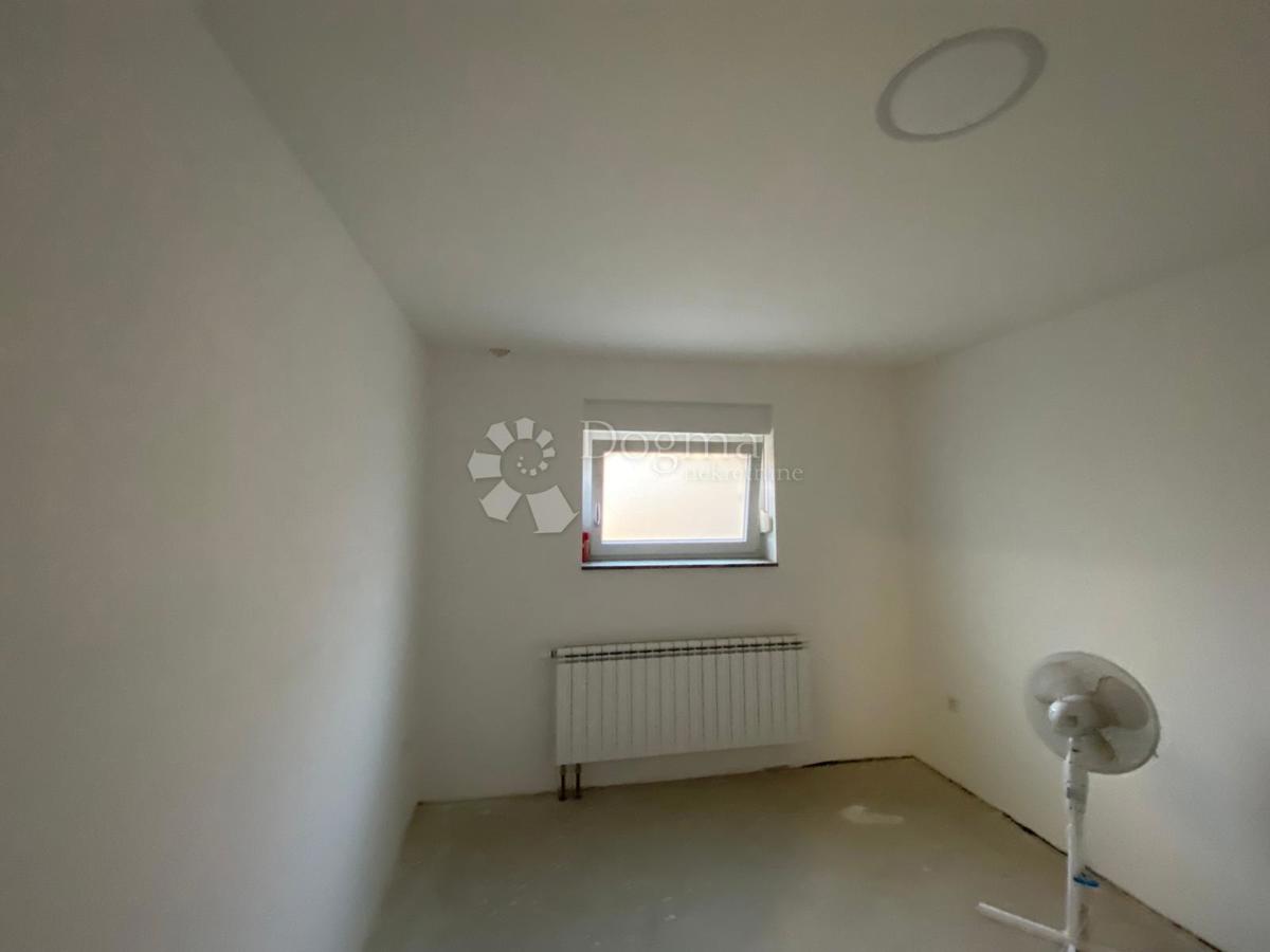 Casa Voloder, Popovača, 177m2