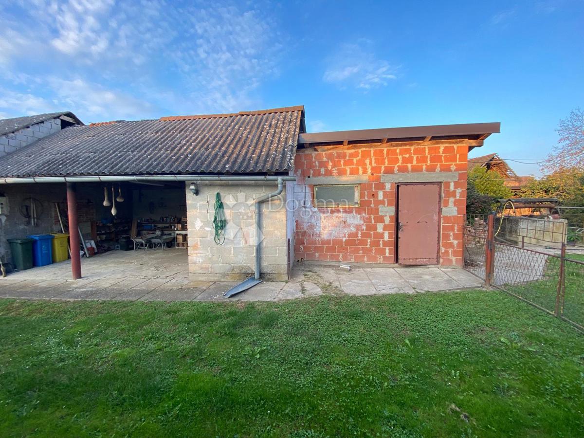 Casa Voloder, Popovača, 177m2