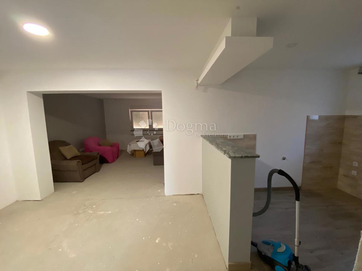 Casa Voloder, Popovača, 177m2