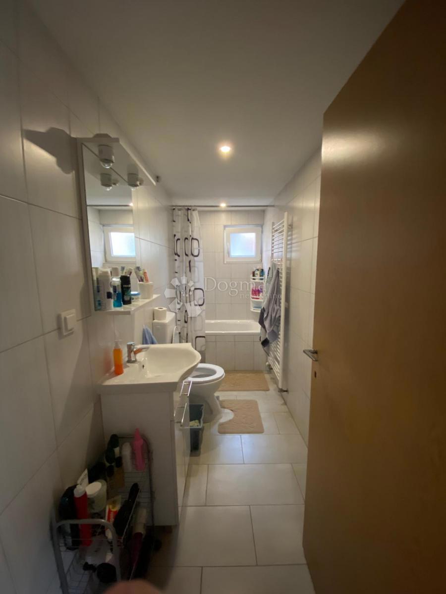 Casa Voloder, Popovača, 177m2