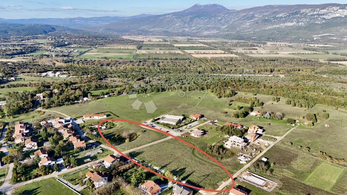 Terreno edificabile Kršan, 1.117m2