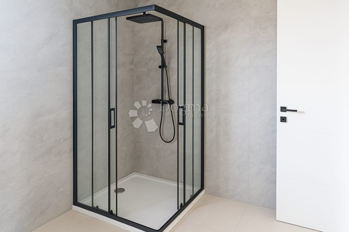 Moderno edificio di nuova costruzione a 200 m dal mare