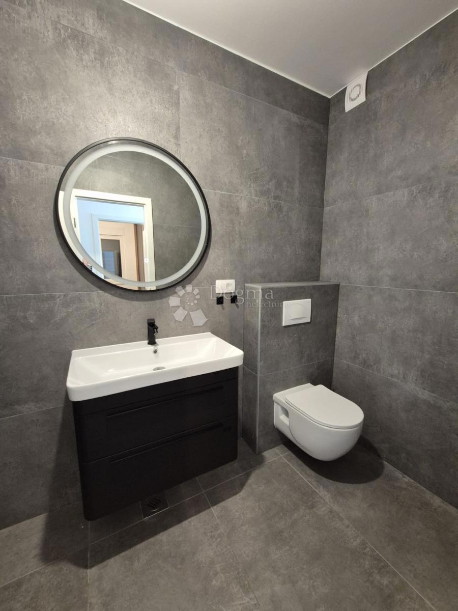 Allogio Okrug Gornji, Okrug, 60m2