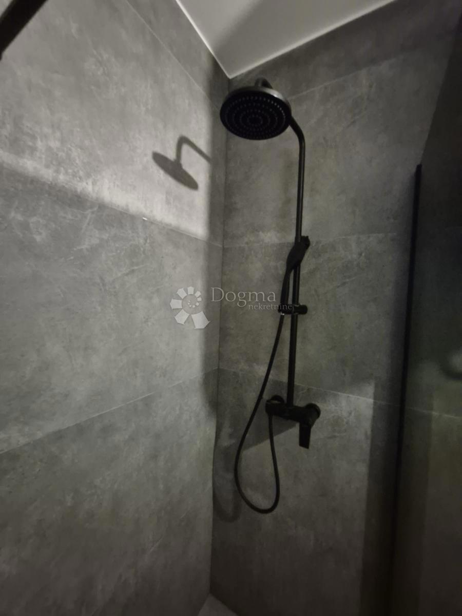 Allogio Okrug Gornji, Okrug, 60m2