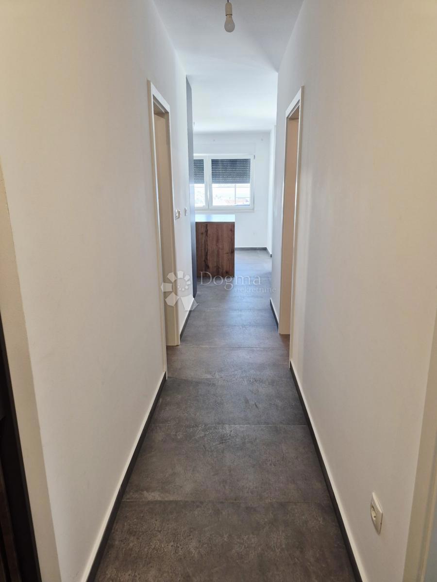 Allogio Okrug Gornji, Okrug, 60m2