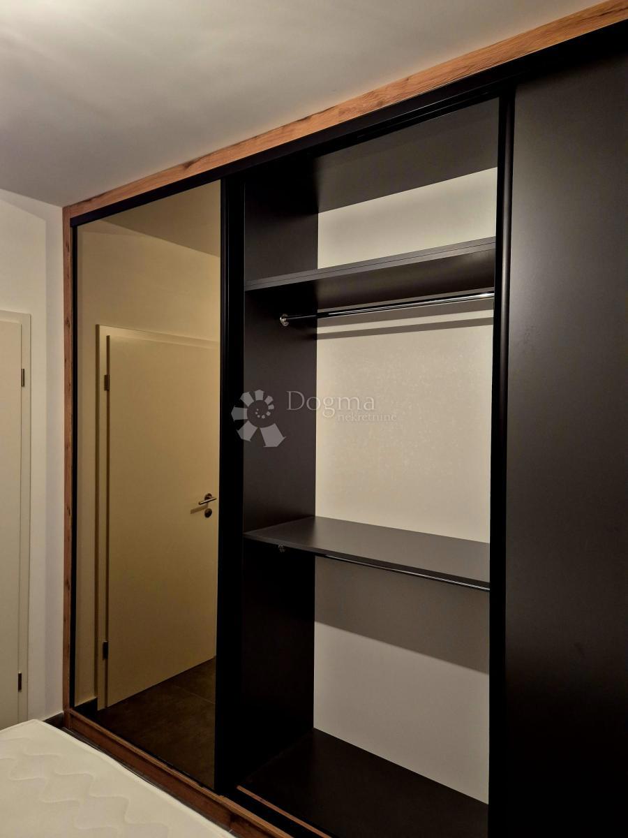 Allogio Okrug Gornji, Okrug, 60m2