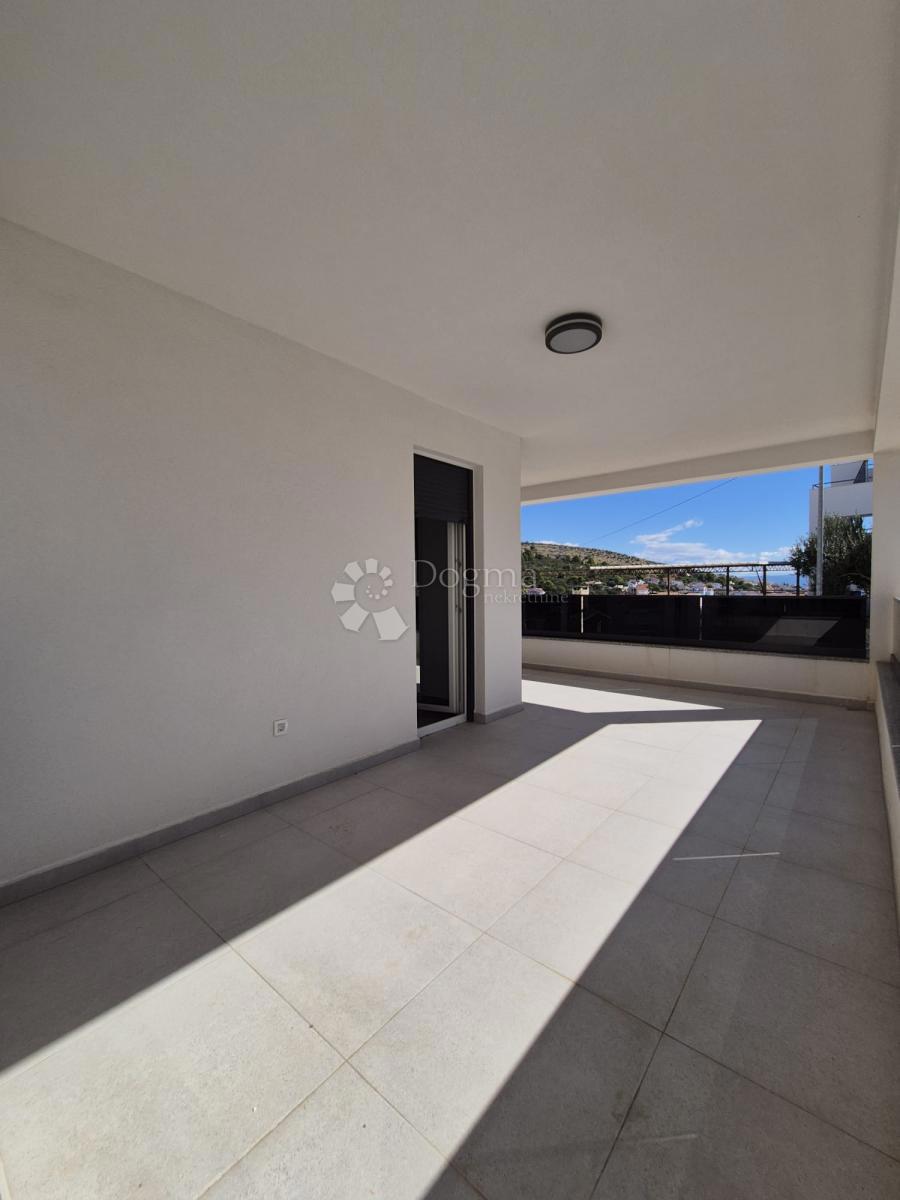 Allogio Okrug Gornji, Okrug, 60m2