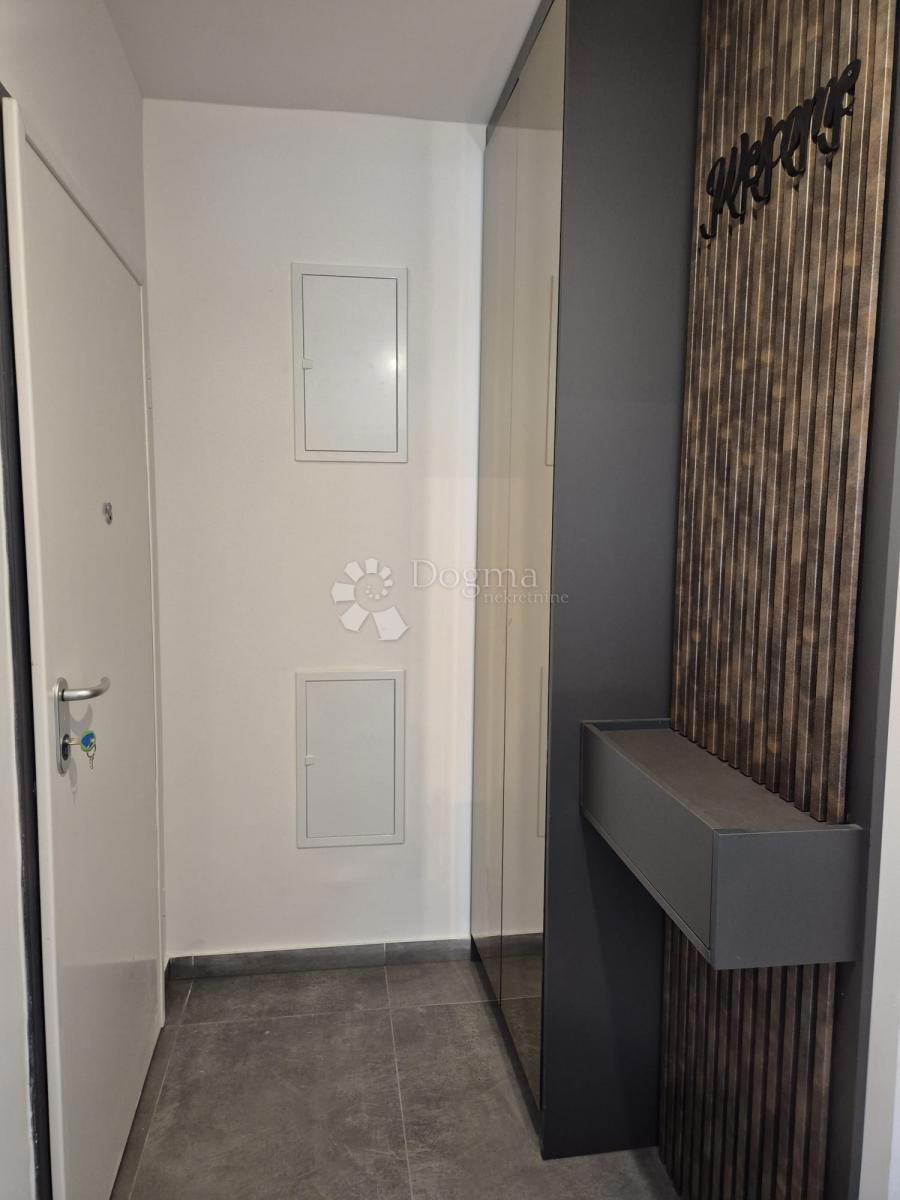 Allogio Okrug Gornji, Okrug, 60m2