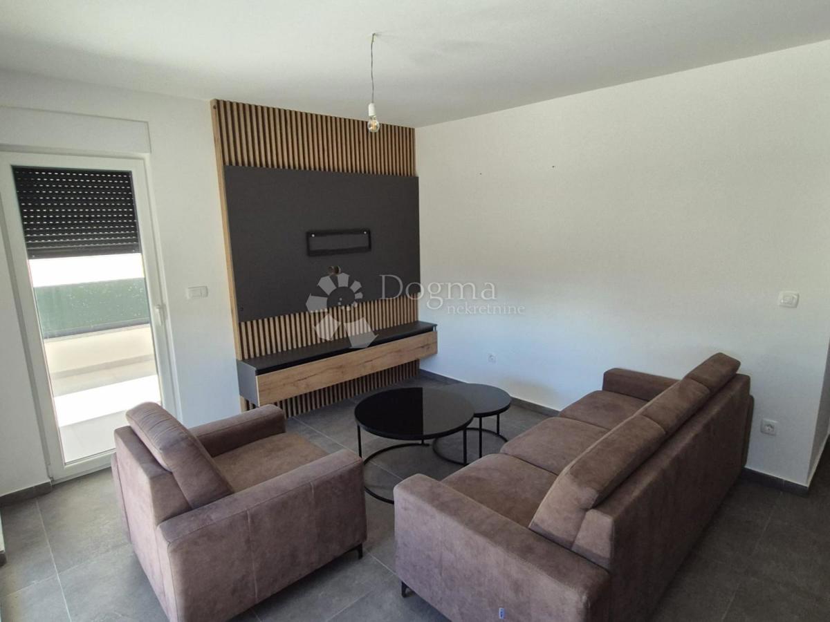 Allogio Okrug Gornji, Okrug, 60m2