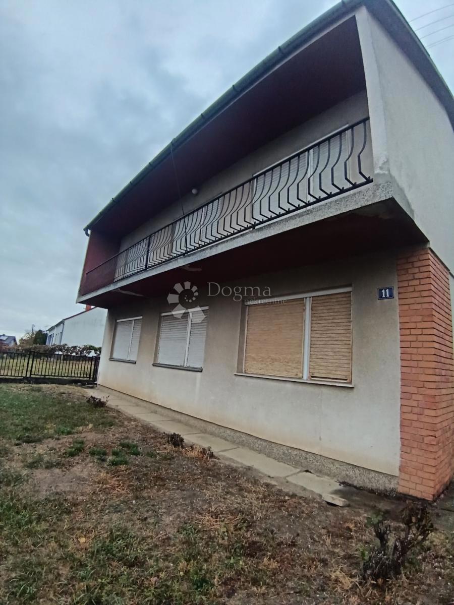 Casa Beli Manastir, 191,47m2