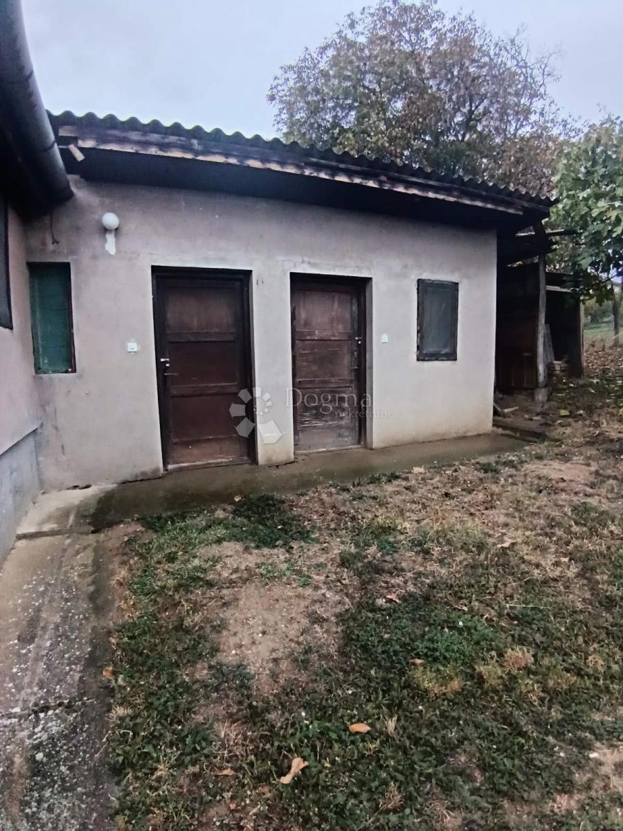Casa Beli Manastir, 191,47m2