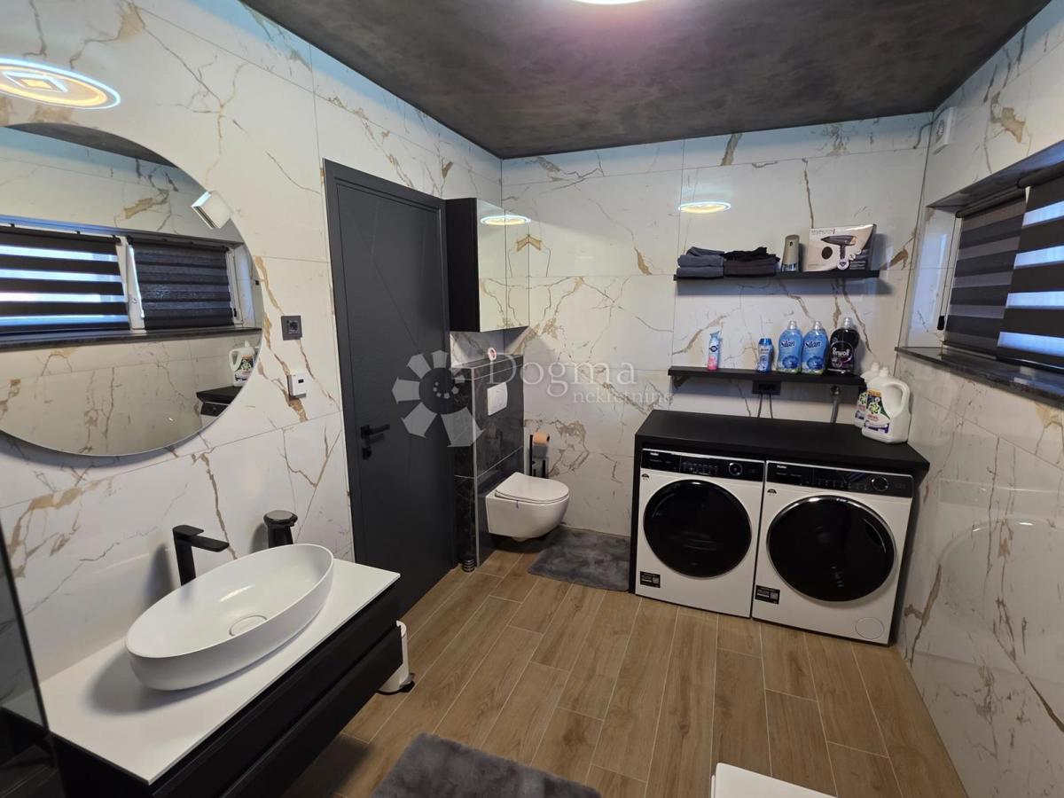 Casa Babinec, Cestica, 150m2