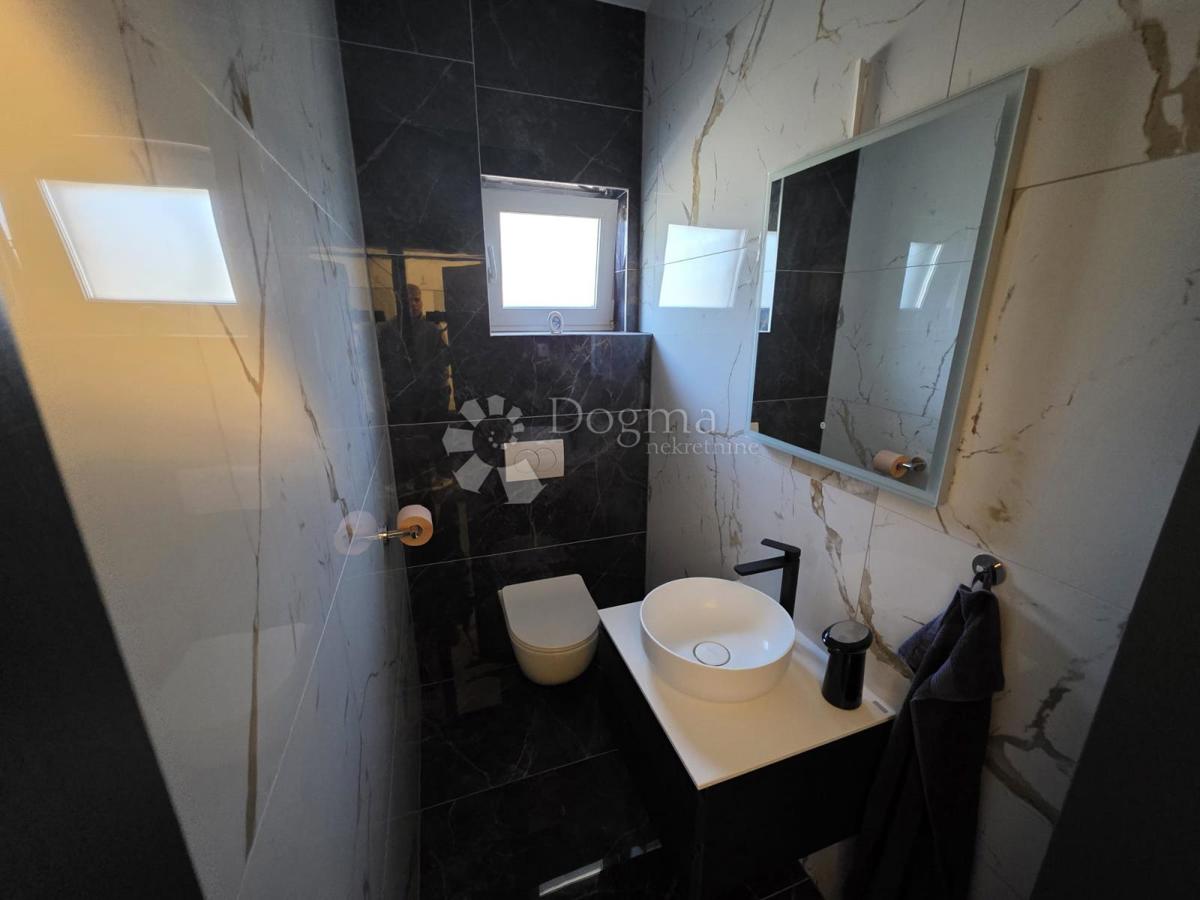 Casa Babinec, Cestica, 150m2