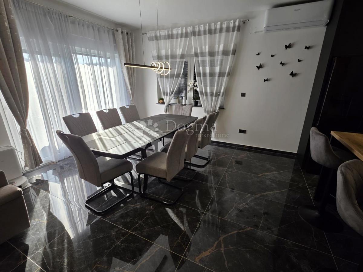 Casa Babinec, Cestica, 150m2