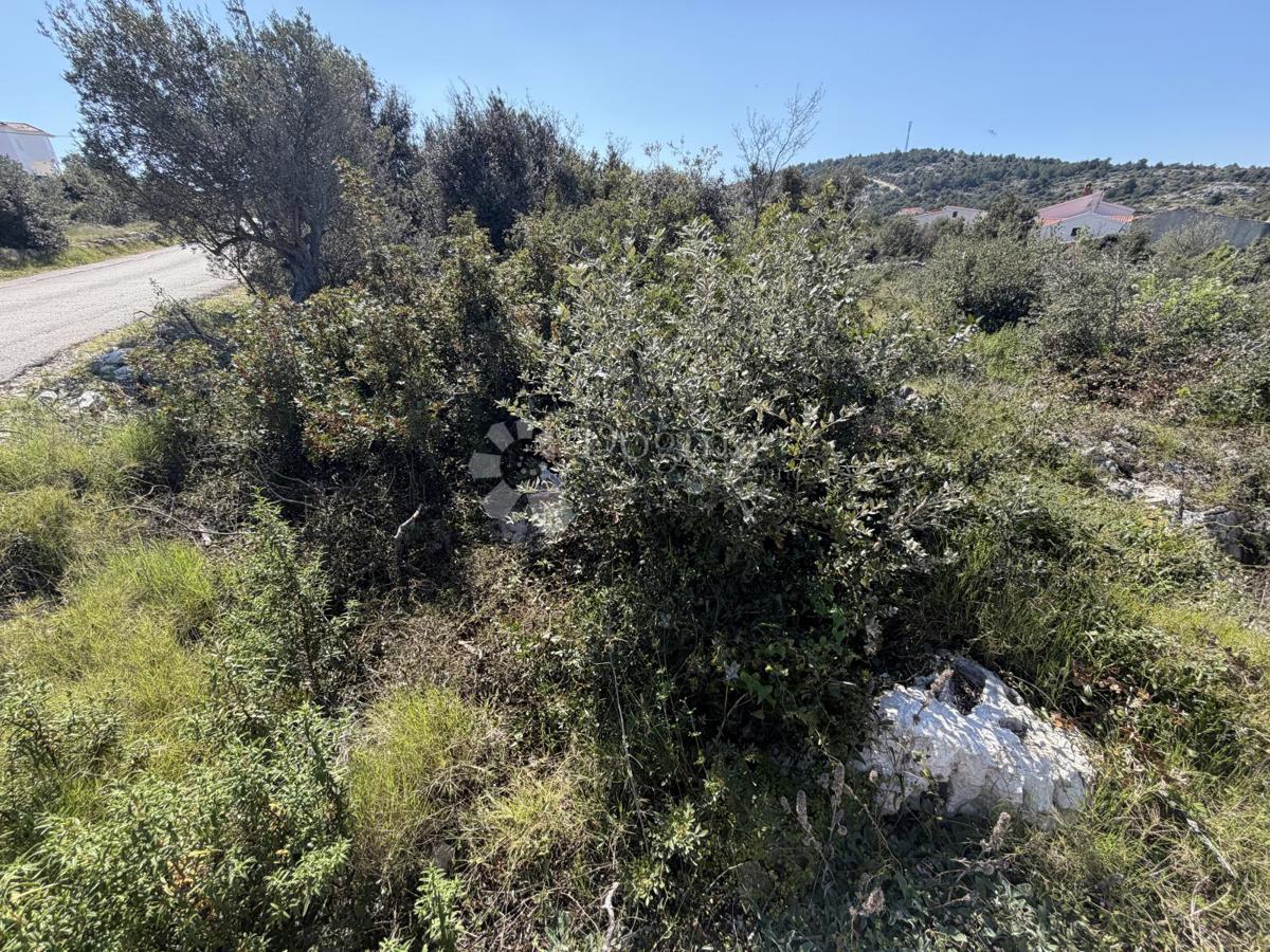 Terreno edificabile Ražanj, Rogoznica, 595m2