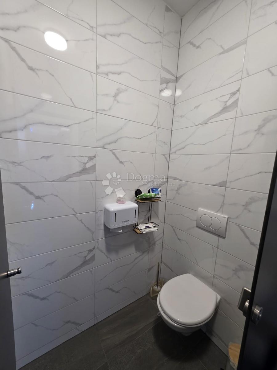 Locale commerciale Sračinec, 111,93m2