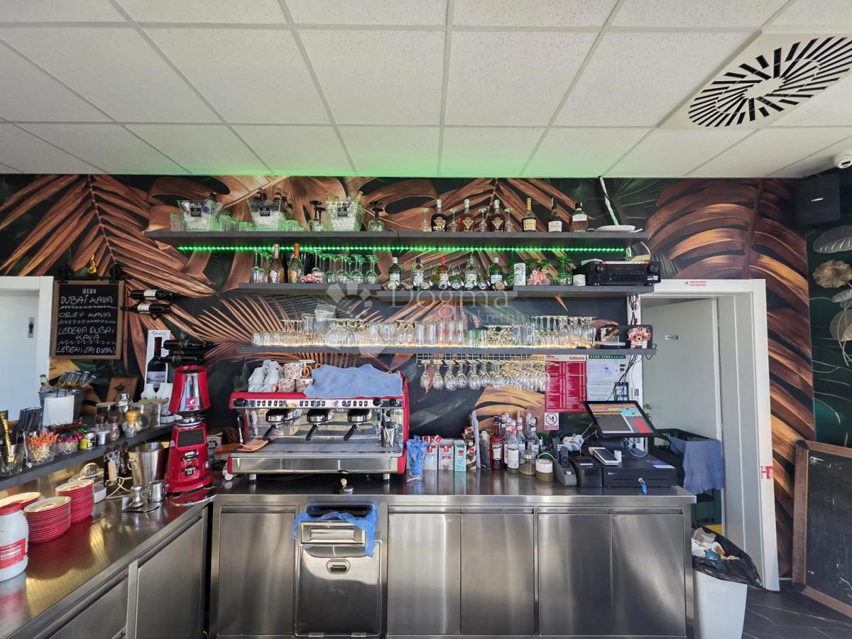 Locale commerciale Sračinec, 111,93m2