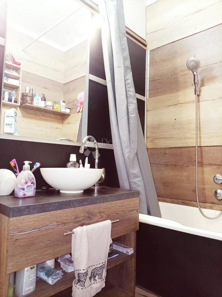 Allogio Turnić, Rijeka, 65m2