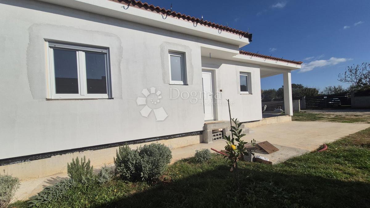 Casa Monteserpo - Komunal, Pula, 81m2