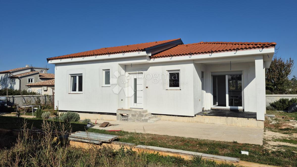 Casa Monteserpo - Komunal, Pula, 81m2