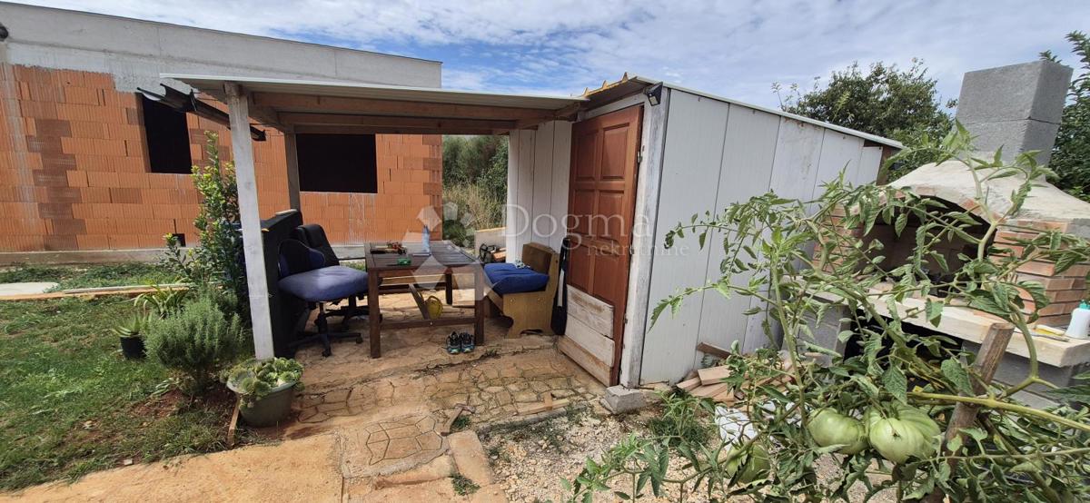 Casa Monteserpo - Komunal, Pula, 81m2