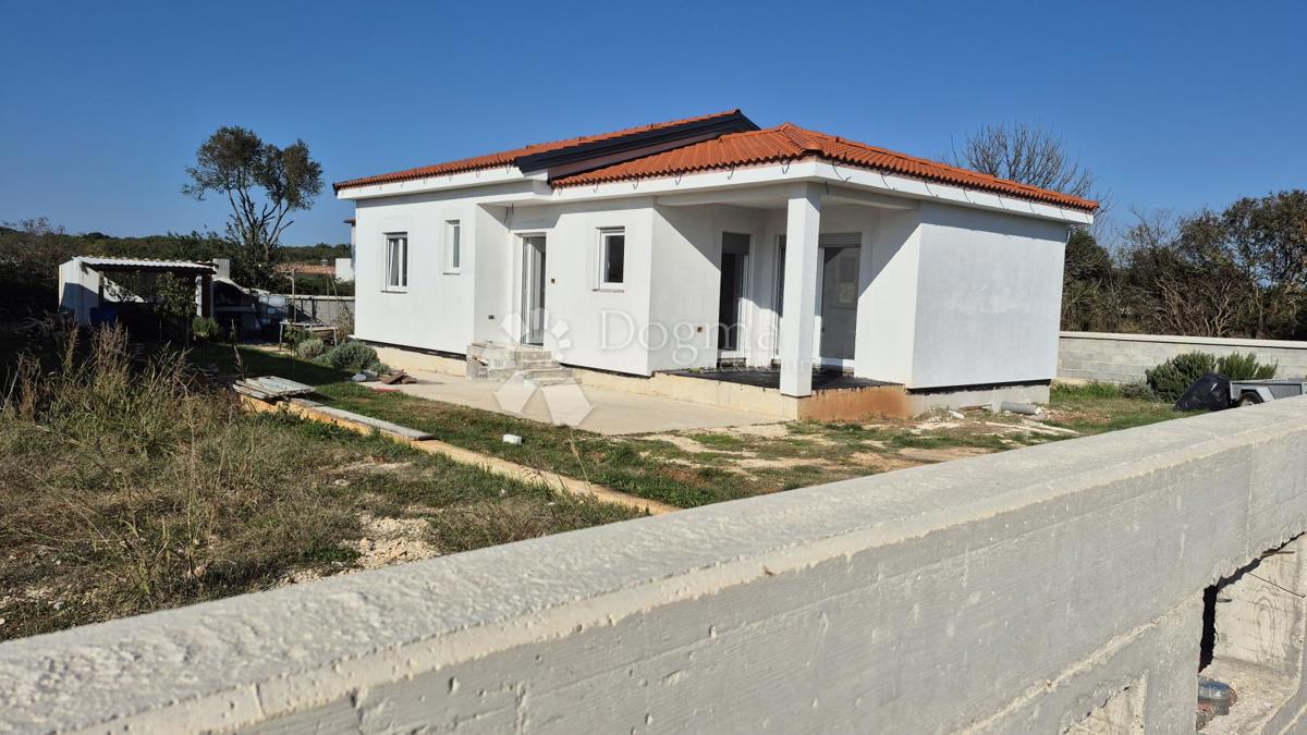 Casa Monteserpo - Komunal, Pula, 81m2