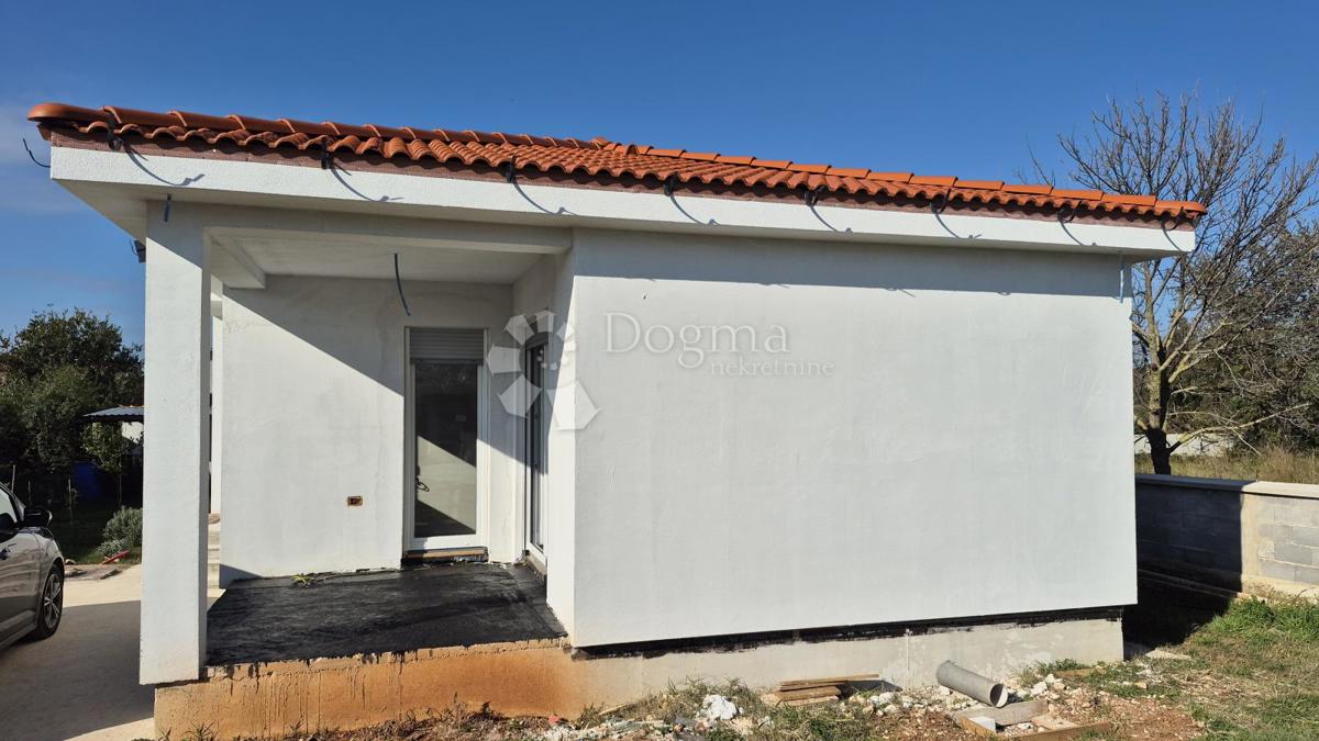 Casa Monteserpo - Komunal, Pula, 81m2