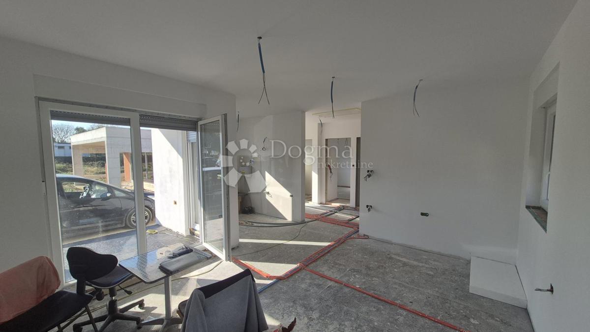 Casa Monteserpo - Komunal, Pula, 81m2