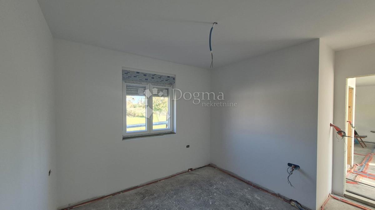 Casa Monteserpo - Komunal, Pula, 81m2