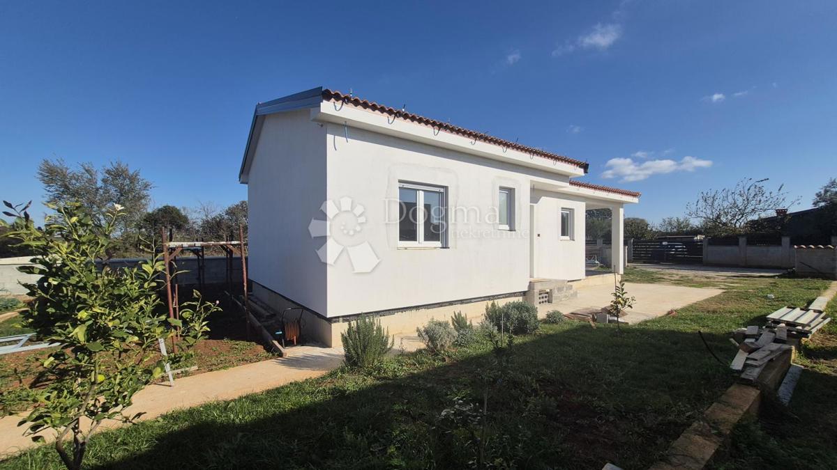 Casa Monteserpo - Komunal, Pula, 81m2