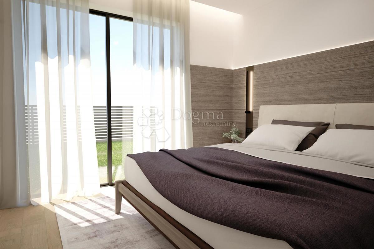 APPARTAMENTO DI LUSSO CON I PIÙ ALTI STANDARD - ROVIGNO, CENTRO