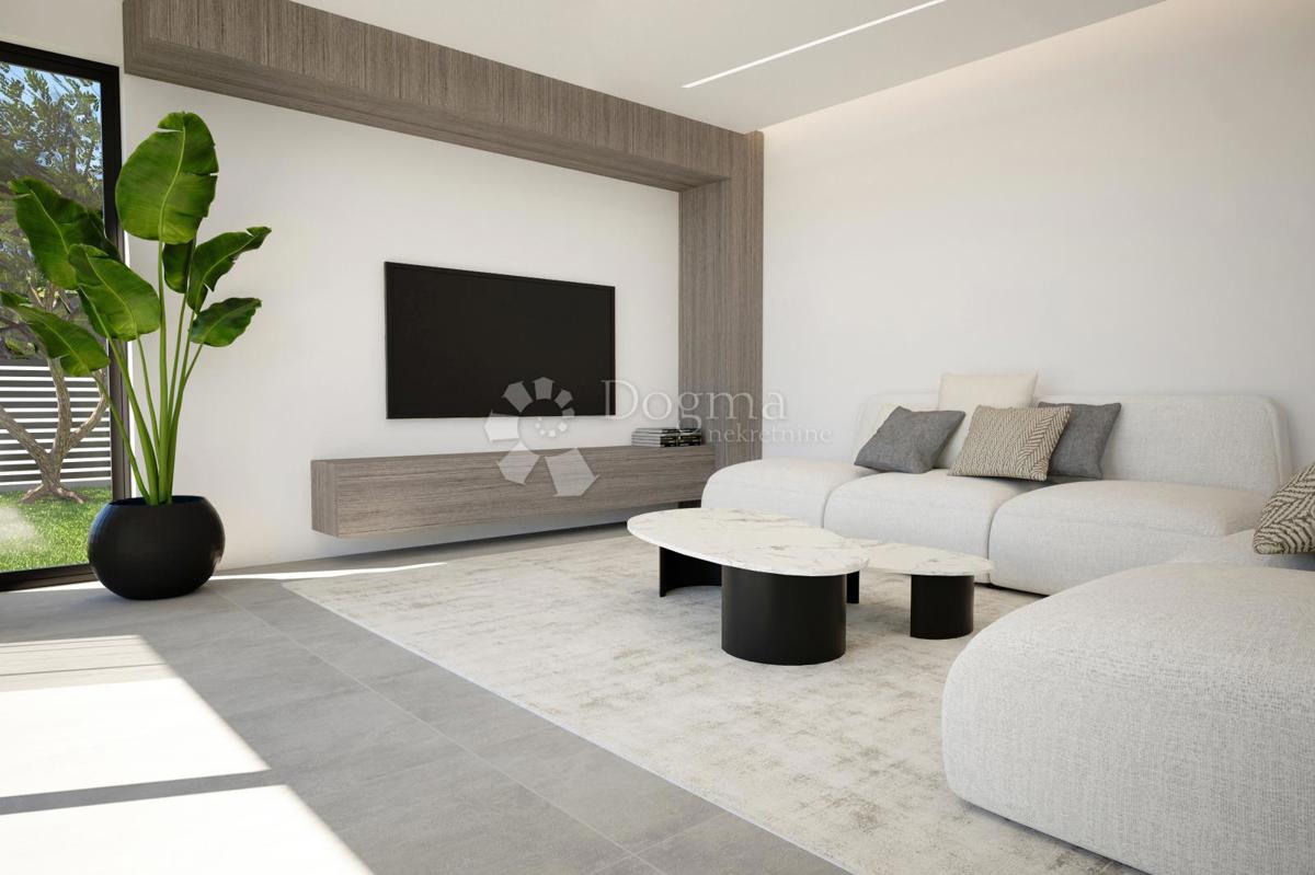 APPARTAMENTO DI LUSSO CON I PIÙ ALTI STANDARD - ROVIGNO, CENTRO