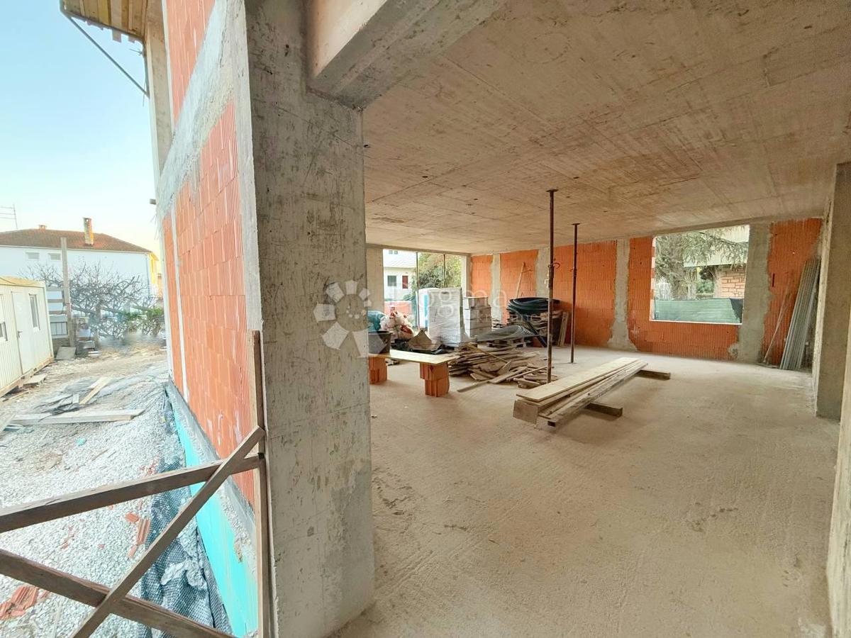 APPARTAMENTO DI LUSSO CON I PIÙ ALTI STANDARD - ROVIGNO, CENTRO