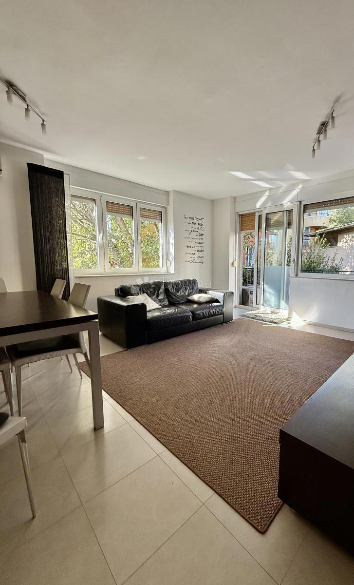 Allogio Belveder, Rijeka, 68m2