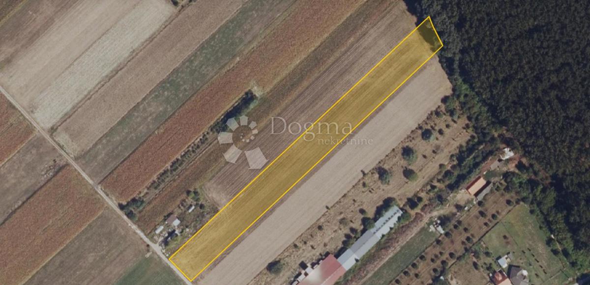 Terreno edificabile Josipovac, Osijek - Okolica, 9.849m2