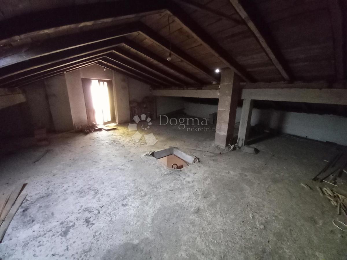 Rijeka, Pehlin, piano con vista mare