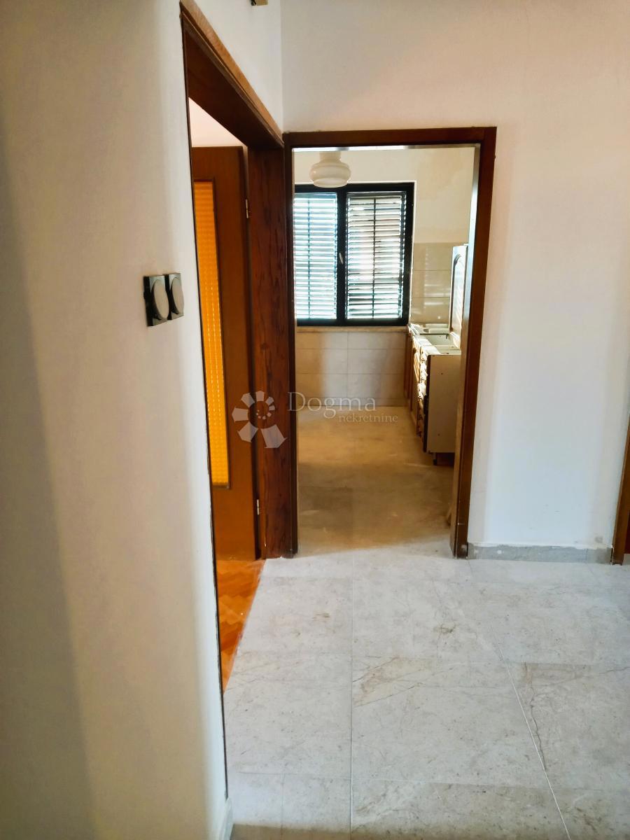 Rijeka, Pehlin, piano con vista mare