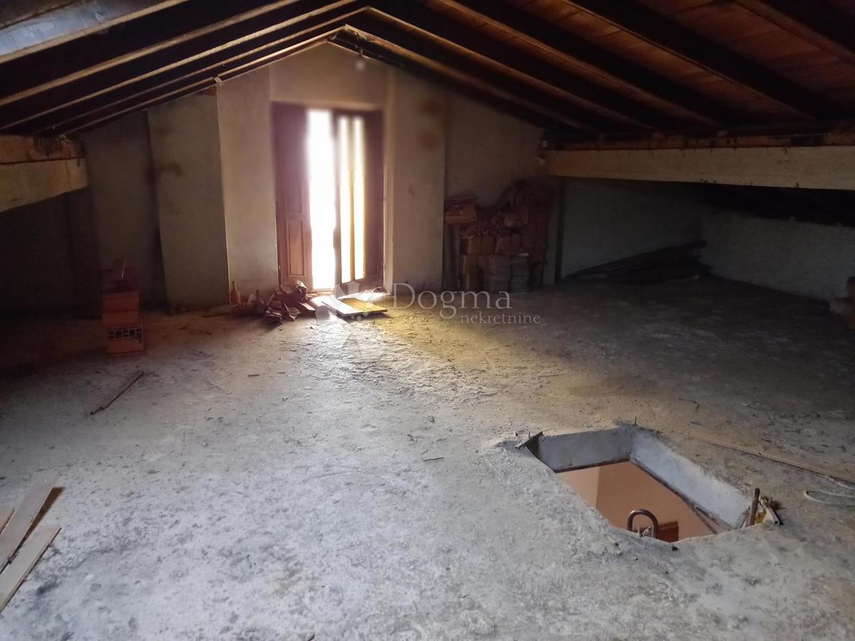 Rijeka, Pehlin, piano con vista mare