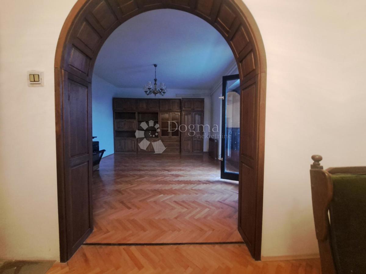 Rijeka, Pehlin, piano con vista mare