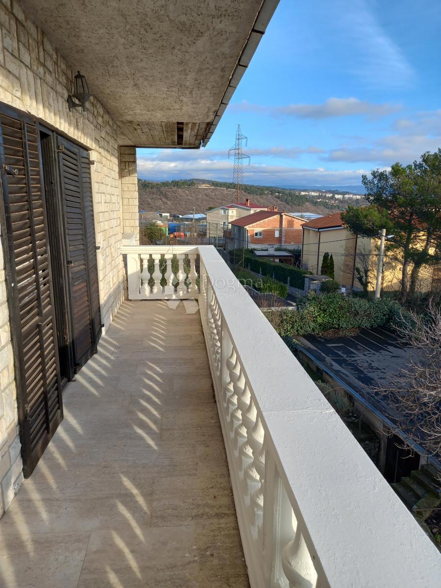 Rijeka, Pehlin, piano con vista mare