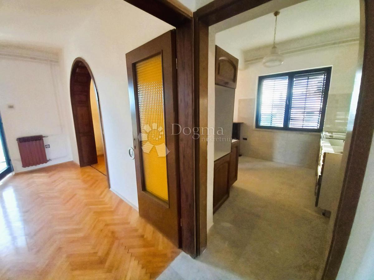 Rijeka, Pehlin, piano con vista mare