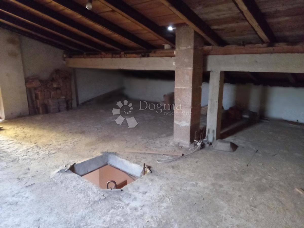 Rijeka, Pehlin, piano con vista mare