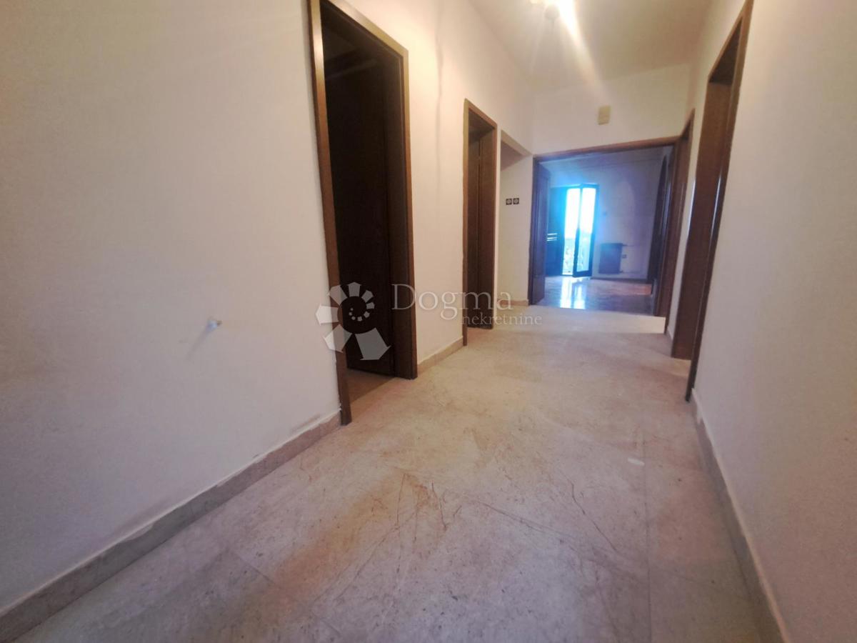 Rijeka, Pehlin, piano con vista mare