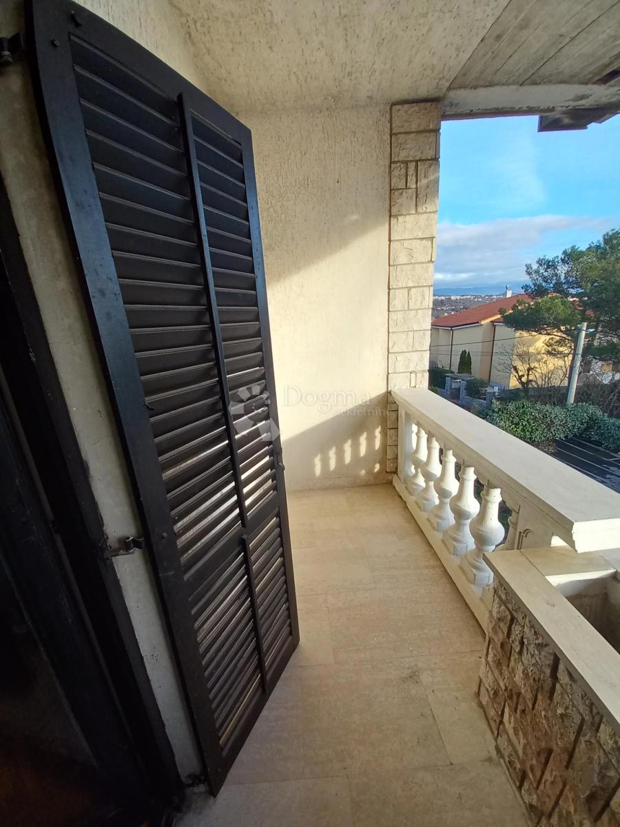 Rijeka, Pehlin, piano con vista mare