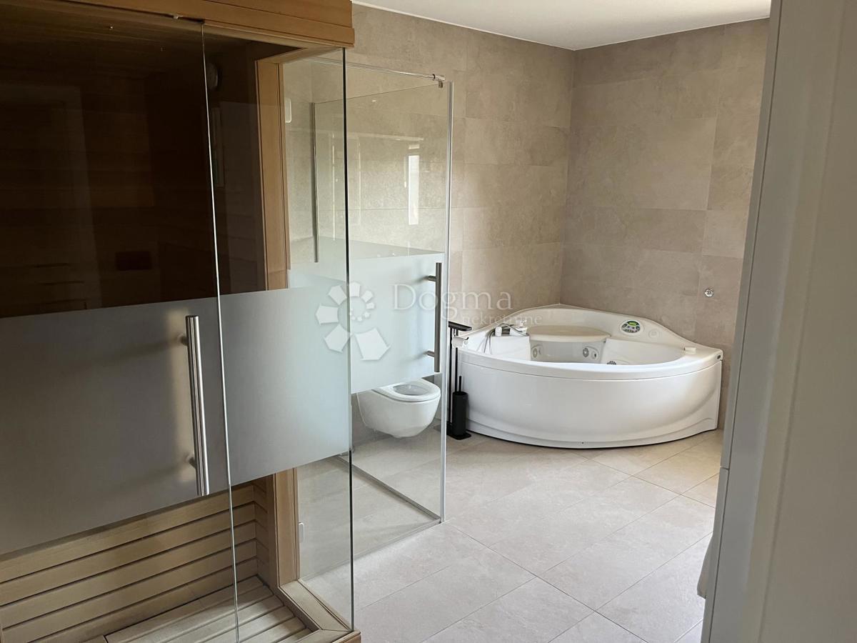 Casa Markuševec, Podsljeme, 303,51m2