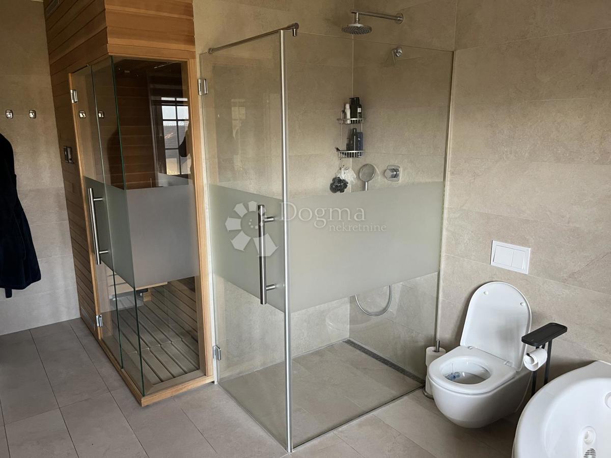 Casa Markuševec, Podsljeme, 303,51m2